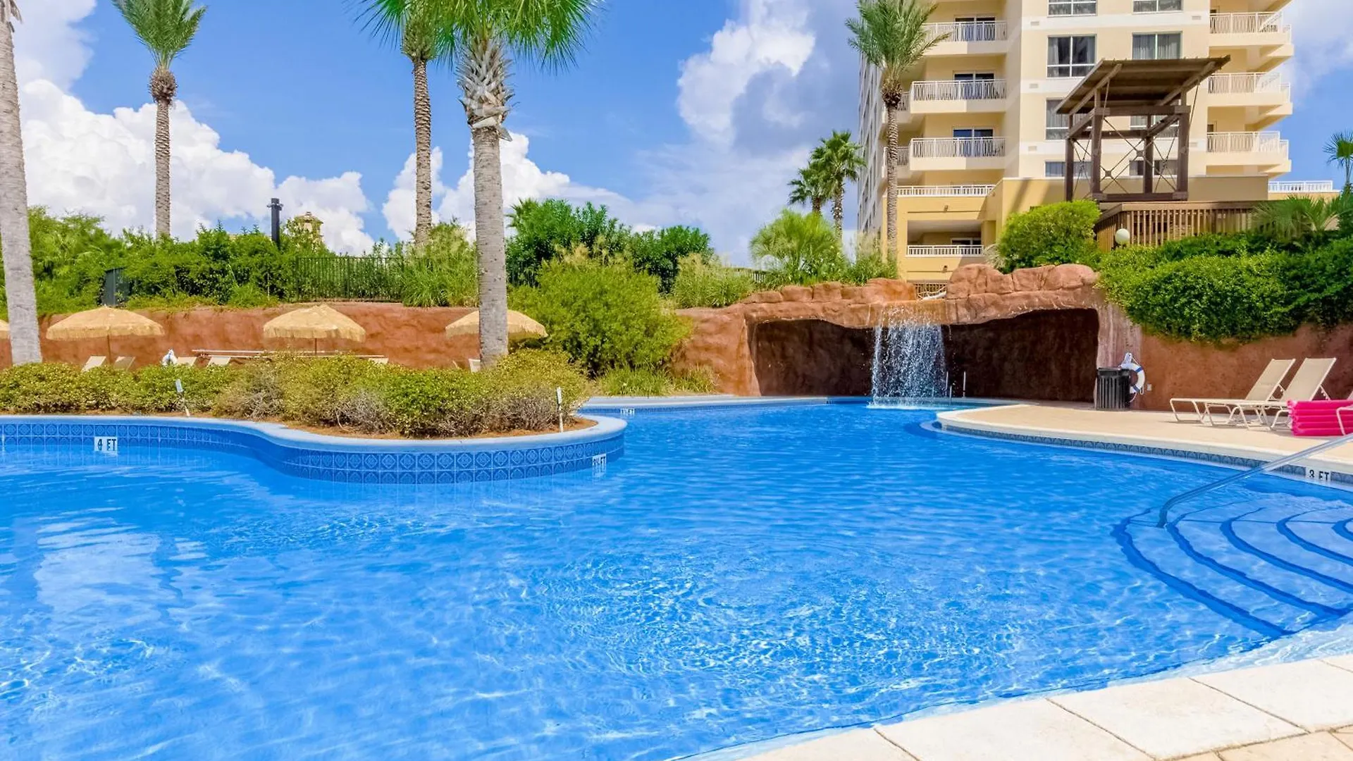 Luau Condos IV Destin