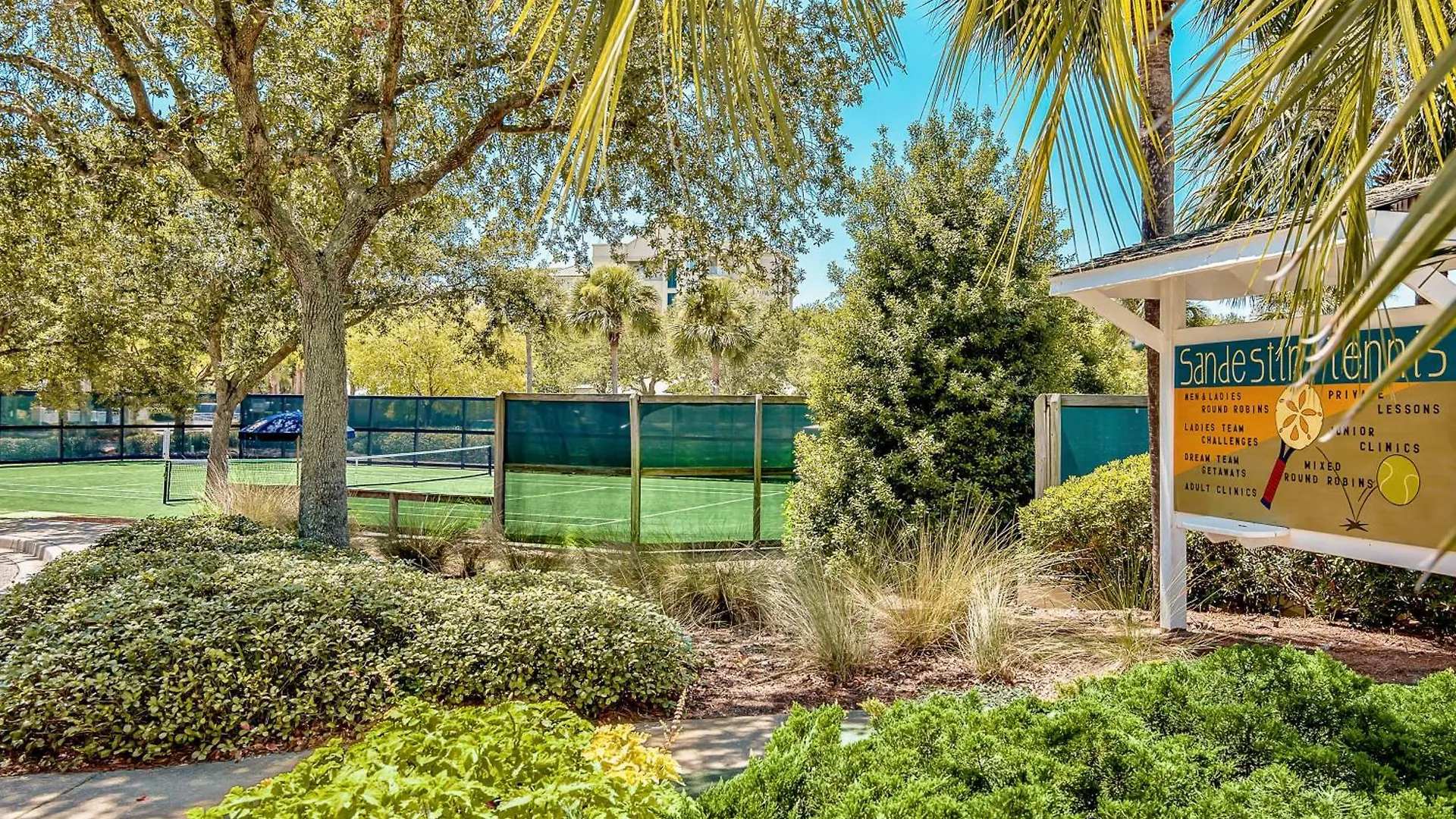 Luau Condos IV Destin 0*,